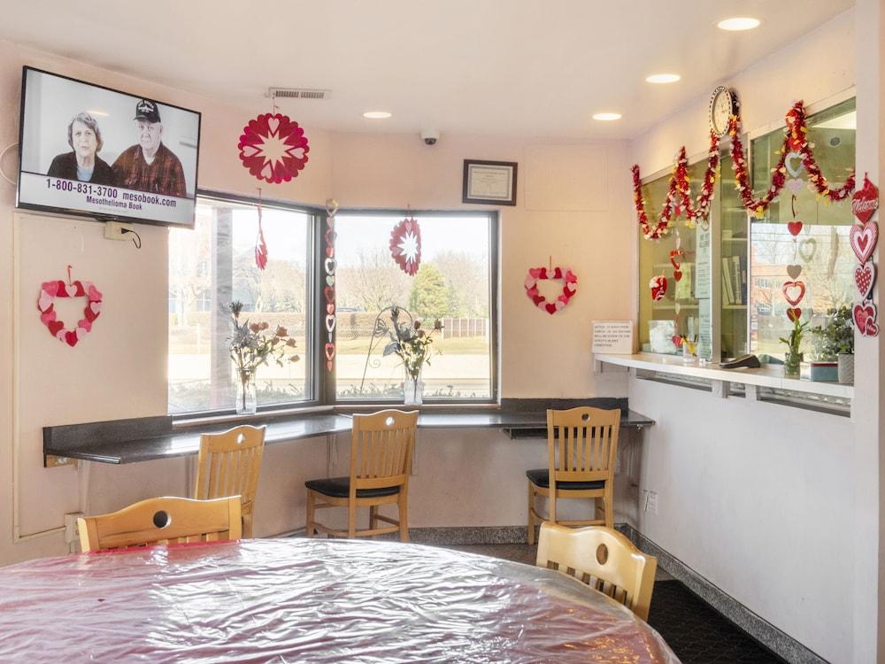 Oyo Hotel Edison Nj Route 1 Екстер'єр фото